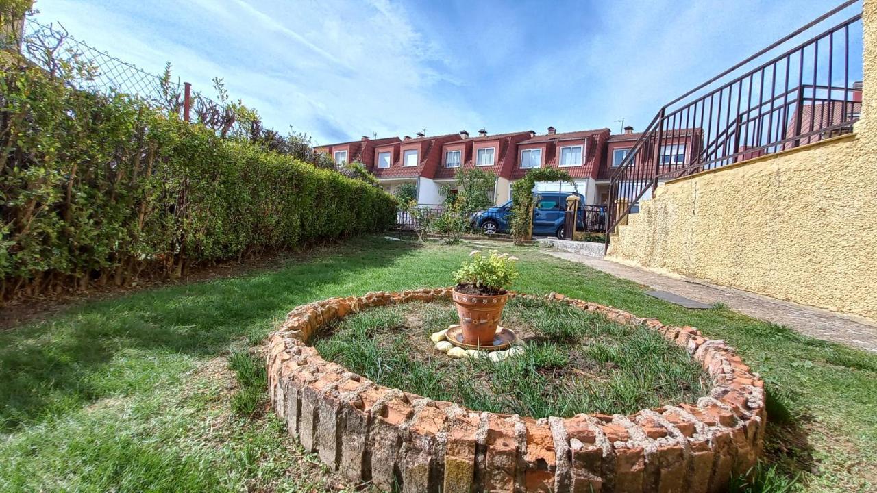 Casa Rural Alameda Con Chimenea Y Jardin เอลวาร์โก เด อาวีลา ภายนอก รูปภาพ