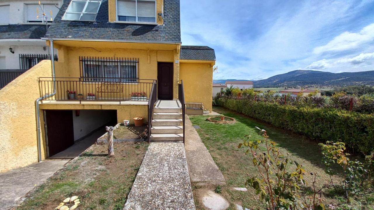 Casa Rural Alameda Con Chimenea Y Jardin เอลวาร์โก เด อาวีลา ภายนอก รูปภาพ